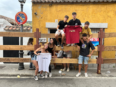 Robledo por el mundo (17): Islandia (Reikiavik), Portugal (Lisboa), Andorra, Santiago de Compostela, Alicante (Benidorm), Cantabria (Puente Viesgo), Trujillo (Cáceres), Castellón y Robledo de Chavela