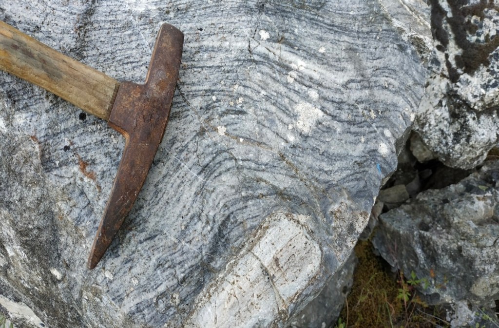 Robledo en Valor (45): Patrimonio Nacional CONFIRMA que el mármol de la escalera principal del Palacio Real se extrajo de las canteras de Robledo de&nbsp;Chavela.